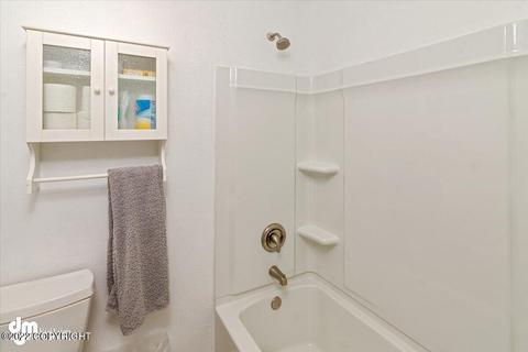 9823 Dinaaka Dr, Eagle River, AK 99577 photo 18