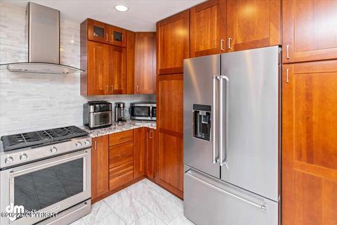 9823 Dinaaka Dr, Eagle River, AK 99577 photo 7