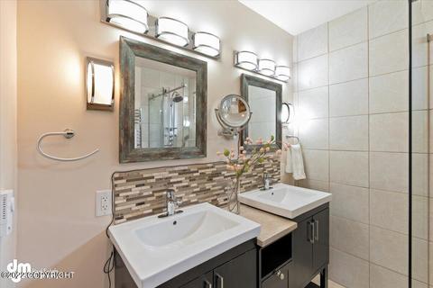 20933 River Park Dr, Eagle River, AK 99577 photo 10