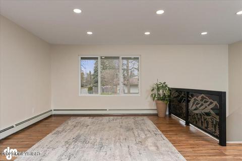 1308 E 27th Ave, Anchorage, AK 99508 photo 8