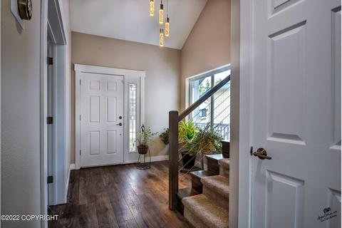 8719 Lassen St, Eagle River, AK 99577 photo 6