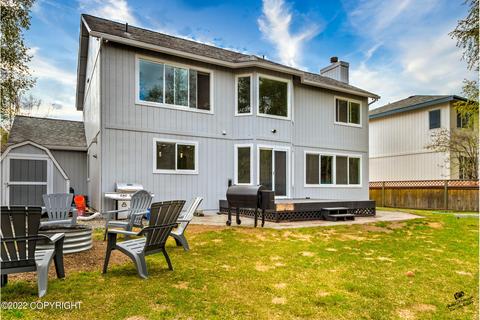 8719 Lassen St, Eagle River, AK 99577 photo 13