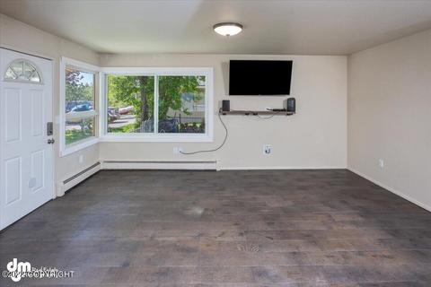 2423 E 50th Ave, Anchorage, AK 99507 photo 8