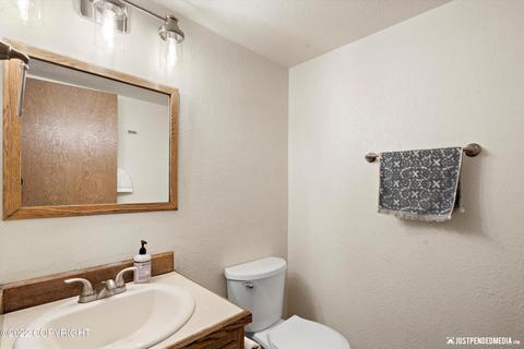 18535 Walrus Cir, Eagle River, AK 99577 photo 11