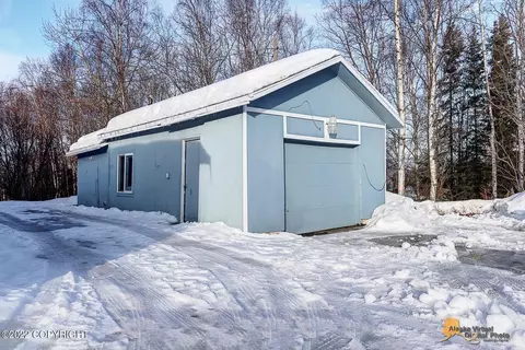 22186 Birchwood Loop, Chugiak, AK 99567 photo 2