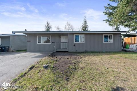 3434 E 17th Ave, Anchorage, AK 99508 photo 2