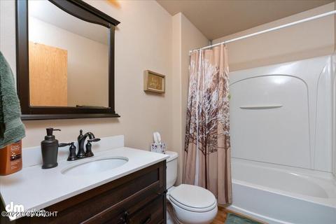 3434 E 17th Ave, Anchorage, AK 99508 photo 21