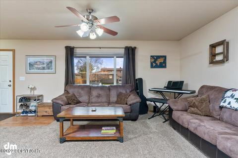 3434 E 17th Ave, Anchorage, AK 99508 photo 4