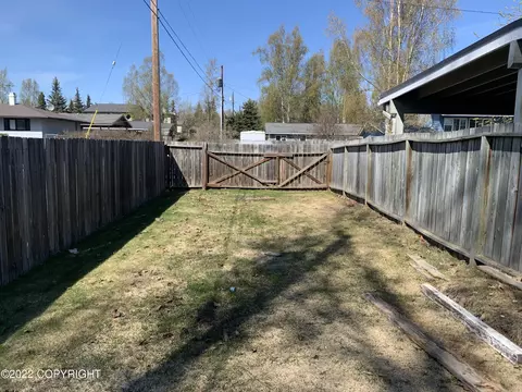 2050 E 39th Ave, Anchorage, AK 99508 photo 2