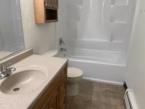 2050 E 39th Ave, Anchorage, AK 99508 photo 6