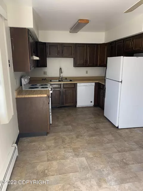 2050 E 39th Ave, Anchorage, AK 99508 photo 5