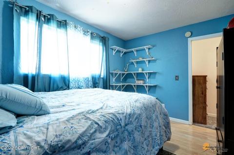 8071 Evans Cir, Anchorage, AK 99507 photo 25