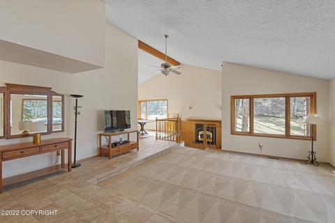 10635 Crest View Ln, Eagle River, AK 99577 photo 2