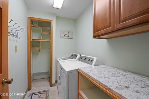 10635 Crest View Ln, Eagle River, AK 99577 photo 29