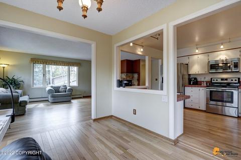 6123 Geromino Cir, Anchorage, AK 99504 photo 12
