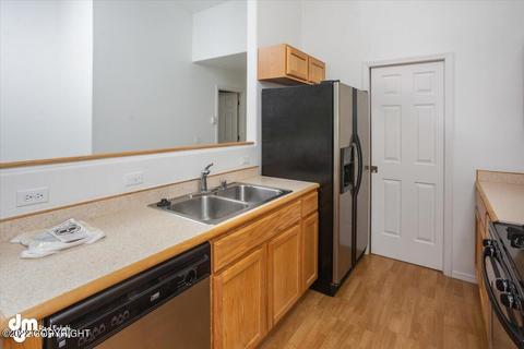 20332 Glacier Park Cir, Eagle River, AK 99577 photo 5