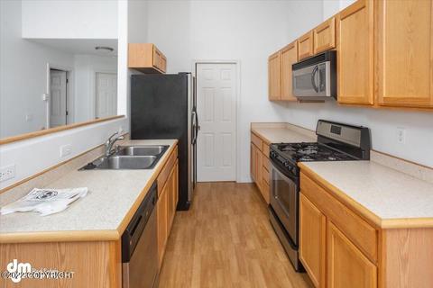 20332 Glacier Park Cir, Eagle River, AK 99577 photo 4