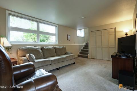7309 E 6th Ave, Anchorage, AK 99504 photo 6