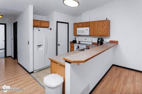 11742 Galena Bay Loop # 11, Eagle River, AK 99577 photo 13