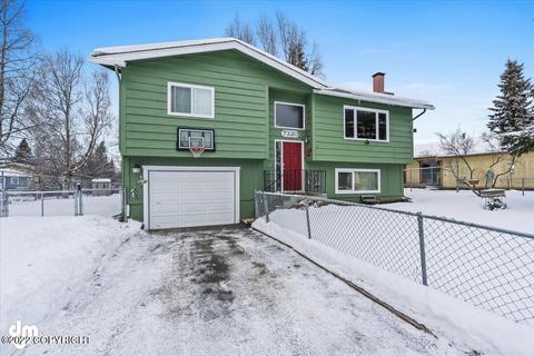 7320 Chad St, Anchorage, AK 99518 photo 2