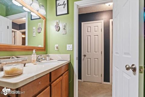 7320 Chad St, Anchorage, AK 99518 photo 10