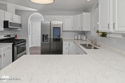 3811 E Serendipity Loop, Wasilla, AK 99654 photo 10