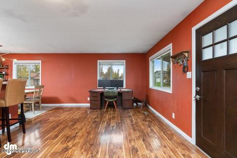 3326 E 16th Ave, Anchorage, AK 99508 photo 4