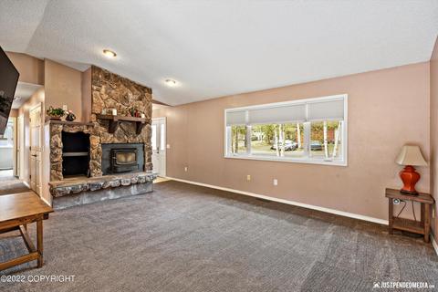 24236 Leos Rd, Chugiak, AK 99567 photo 6