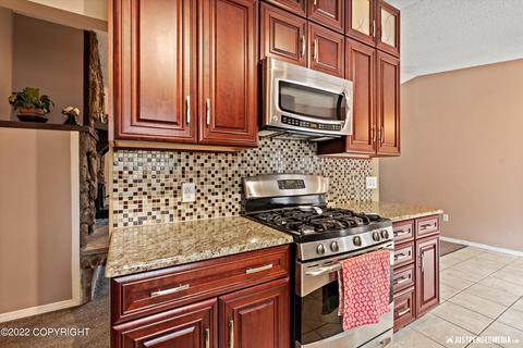 24236 Leos Rd, Chugiak, AK 99567 photo 11