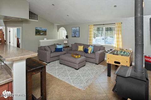 17675 E Miners Ave, Sutton, AK 99674 photo 4