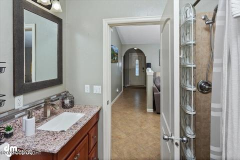 17675 E Miners Ave, Sutton, AK 99674 photo 32