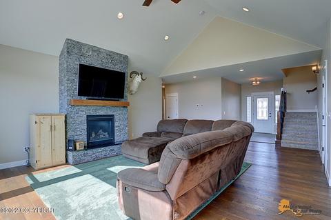 5148 E Henhouse Loop, Wasilla, AK 99654 photo 4