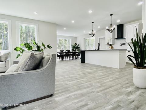 8860 E Windy Woods Loop, Palmer, AK 99645 photo 5