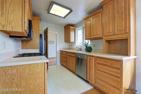 19312 First St, Eagle River, AK 99577 photo 13