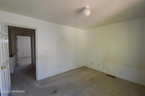 489 Dailey Ave # 2, Anchorage, AK 99515 photo 12