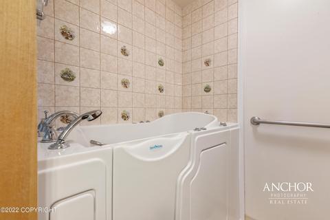 17634 Almdale Ave, Eagle River, AK 99577 photo 31