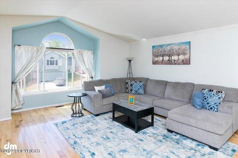 8933 Meadow Park Cir, Eagle River, AK 99577 photo 11