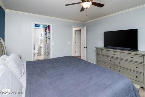 8933 Meadow Park Cir, Eagle River, AK 99577 photo 24