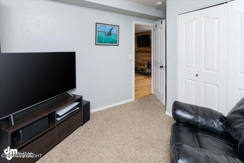 8933 Meadow Park Cir, Eagle River, AK 99577 photo 31