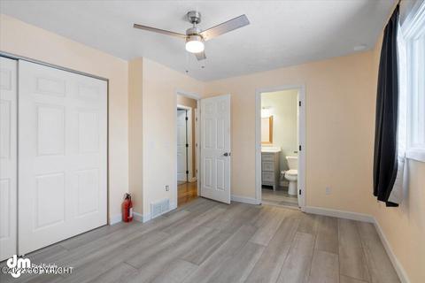 9624 Krishka Cir, Eagle River, AK 99577 photo 13