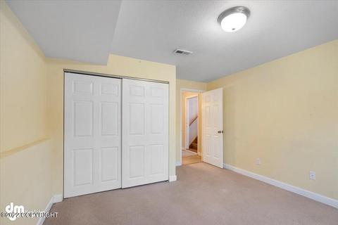 9624 Krishka Cir, Eagle River, AK 99577 photo 17