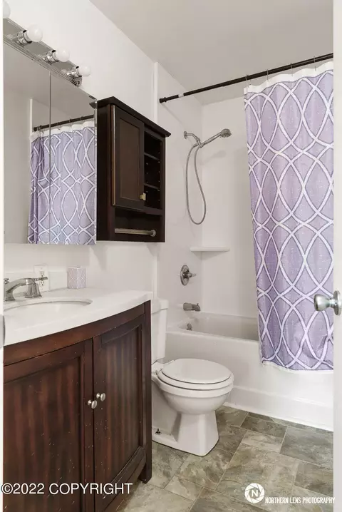 2914 E 42nd Ave, Anchorage, AK 99508 photo 5