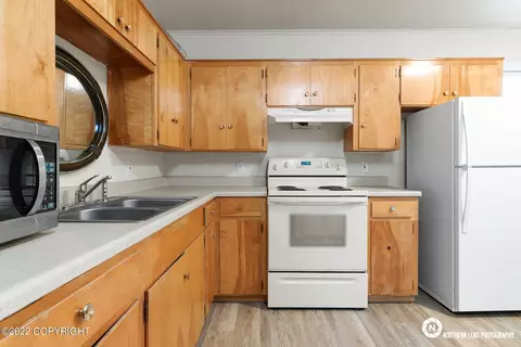 2914 E 42nd Ave, Anchorage, AK 99508 photo 12
