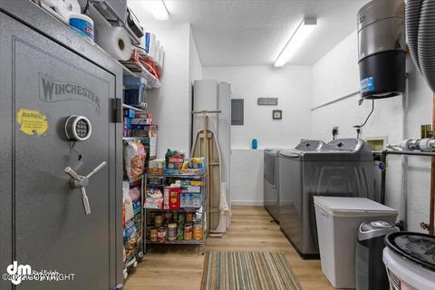 1707 Cara Loop, Anchorage, AK 99515 photo 29