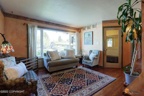 1736 Logan St, Anchorage, AK 99508 photo 18