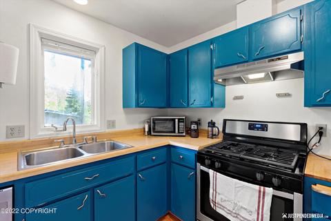 16103 Mammoth Ct, Eagle River, AK 99577 photo 9