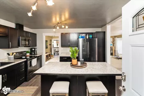 18943 Man O War Rd, Eagle River, AK 99577 photo 4