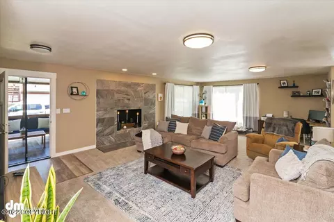 18943 Man O War Rd, Eagle River, AK 99577 photo 16