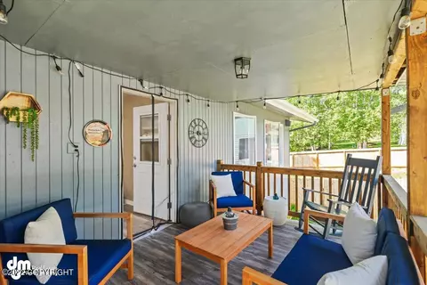 18943 Man O War Rd, Eagle River, AK 99577 photo 31