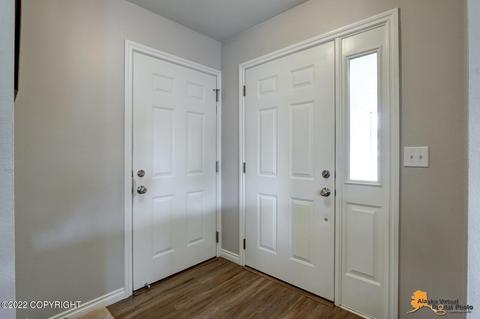 1706 E 58th Cir, Anchorage, AK 99507 photo 16